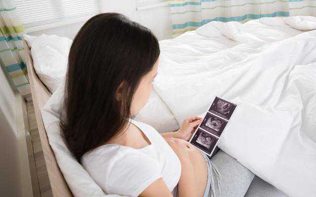 孕期补充叶酸，孕妈妈们的关键一步