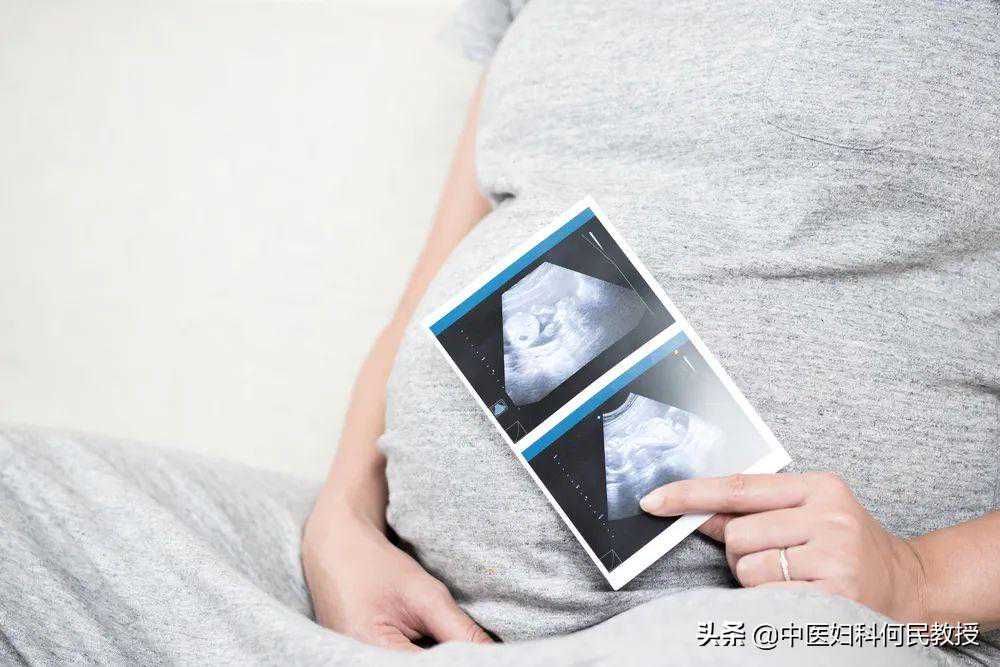 “多囊”女士6年不孕，仅用中医一方调理，现在要当妈妈了